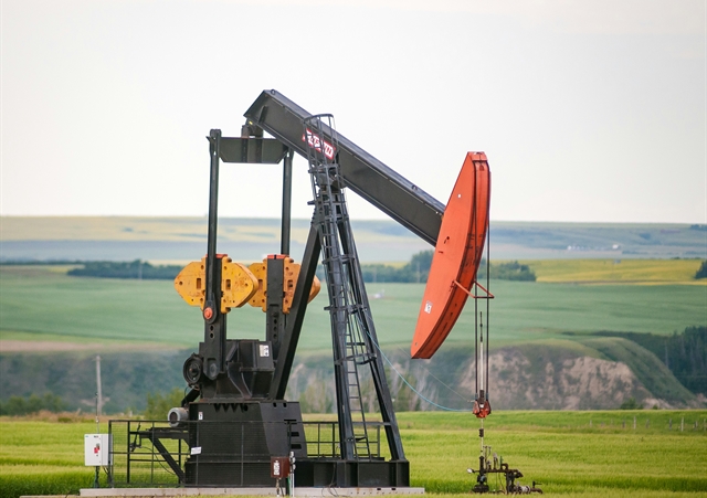 Oil Shock Hits North American Paper and Board Markets Amid US-Iran War